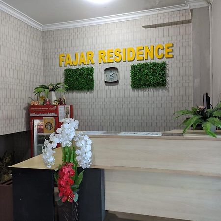 Oyo 1653 Fajar Residence Pekanbaru Esterno foto